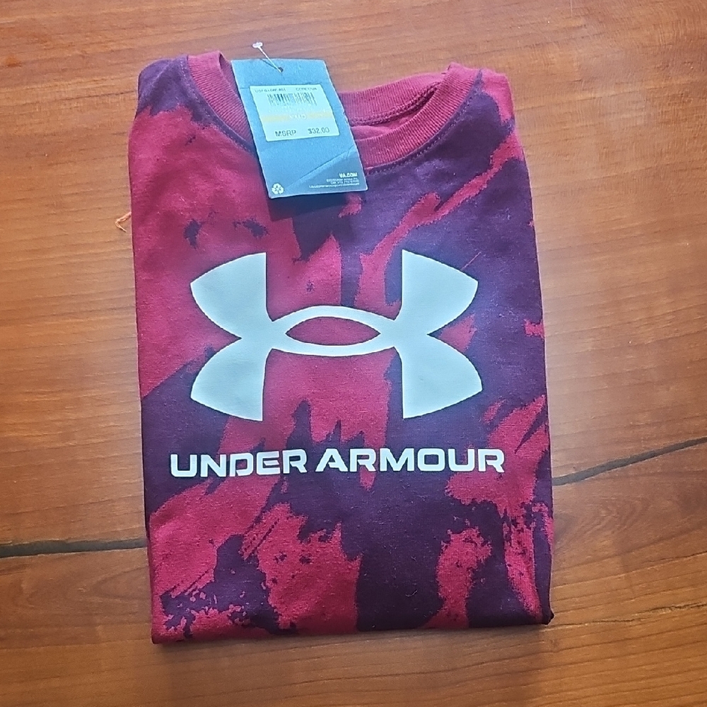 Under Armour Red and Black T-Shirt
